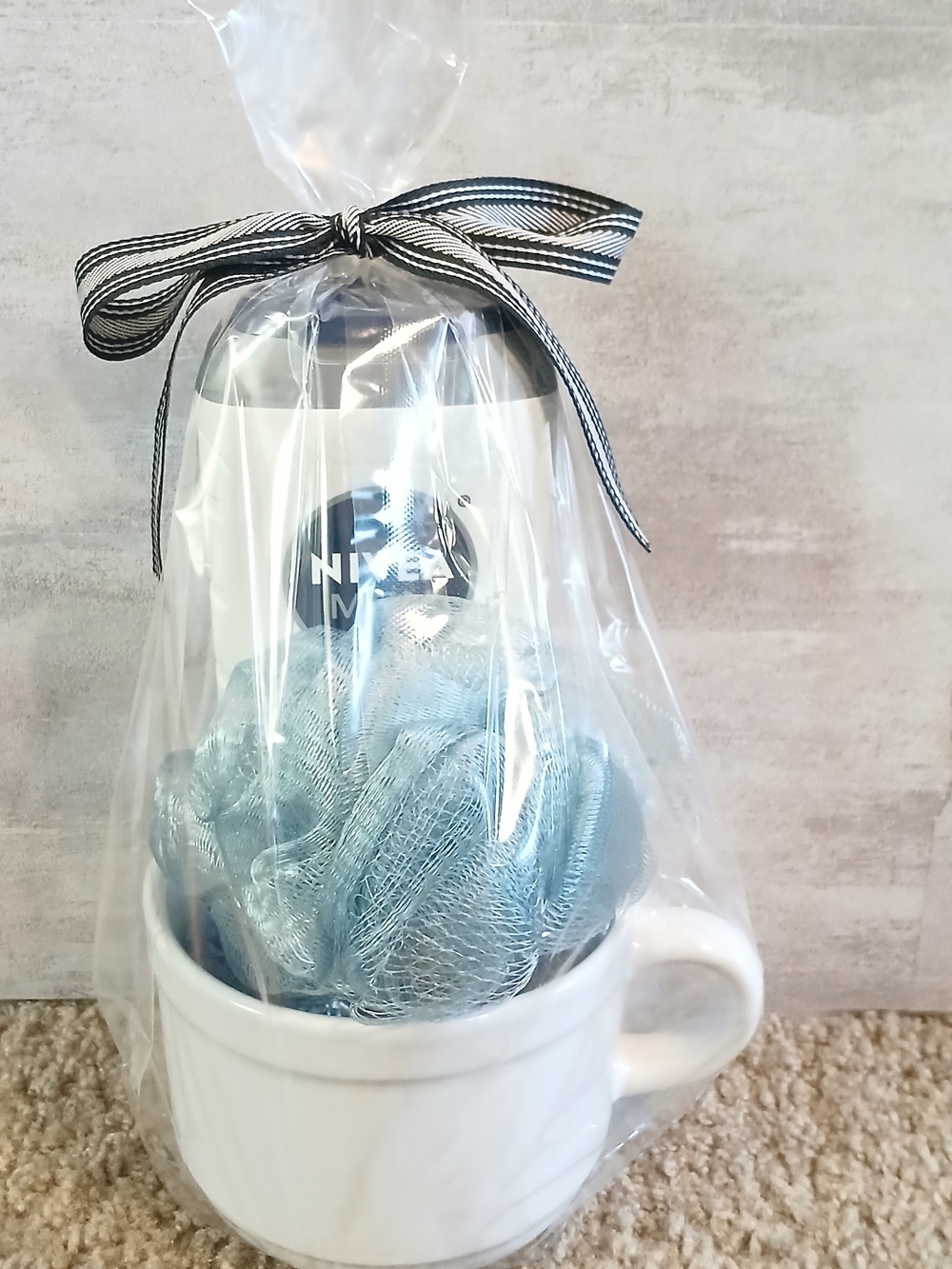Men NIVEA self Care  Bath Gift Mug